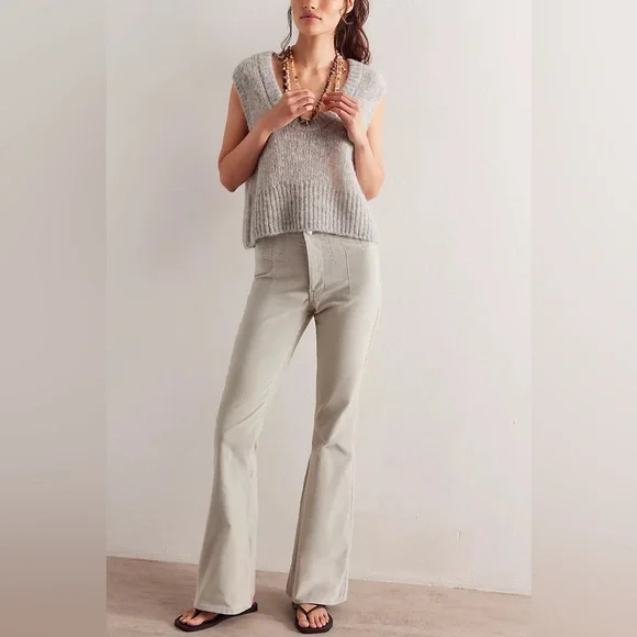 WE THE FREE Jayde Cord Flare Pants - 26 X 32 - Picture 1 of 10